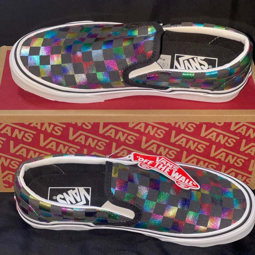 Vans Black & Multicolor Iridescent Classic Slip-On M (6.5) W(8)